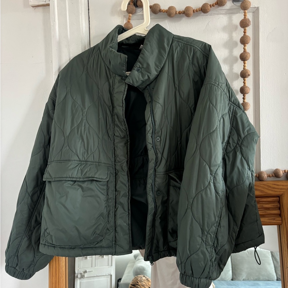 GAP Women's Dark Green Quilted Puffer Jacket